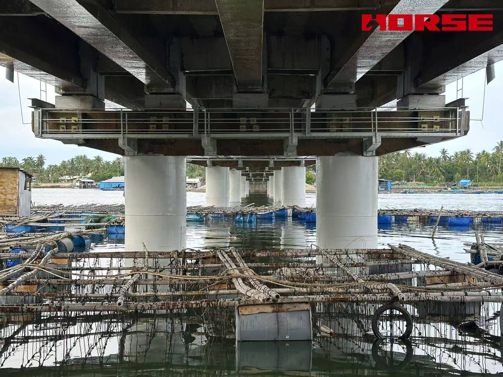 FRP Pile Jakcets For Underwater Concrete Marine Pile Repair And Reinforcement